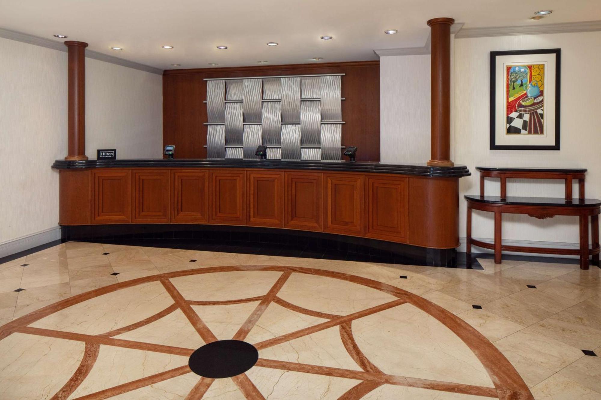 Hilton Chicago/Northbrook Hotel Exterior foto